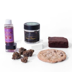 Smoke and Munch Box (10-14 Items)